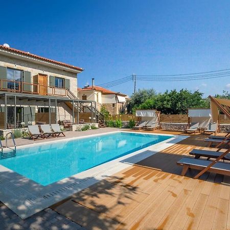 Sophia'S Beach House Levktron Luaran gambar