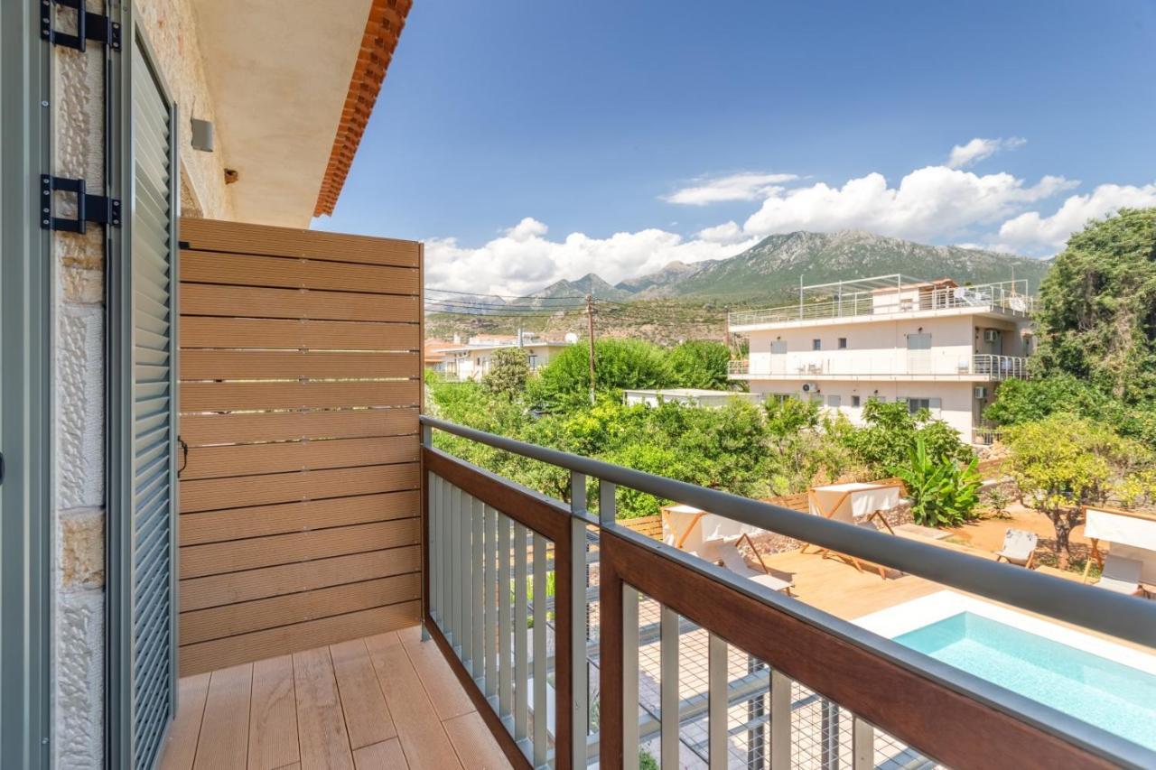 Sophia'S Beach House Levktron Luaran gambar